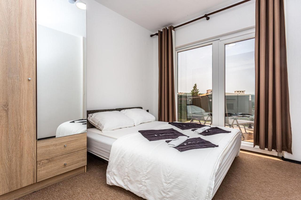 Smiljana Apartments Klimno Eksteriør bilde